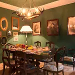La Maisonette *