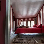 La Maisonette דירה
