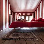 La Maisonette Apartment