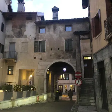 公寓 La Maisonette 费尔特雷