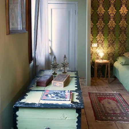 公寓 La Maisonette 费尔特雷